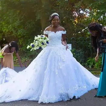 Сватбена рокля в африканския стил с открити рамене, дантелени апликации, вышитое мъниста сватбена рокля с 3d цветя Vestido De Noivab 2024