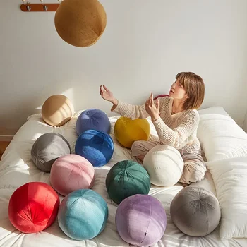 Химикалка възглавница с топки конфетного цвят, сферична плюшен възглавница за представляващи в кафенета, декоративни възглавници спални, декорация на дома