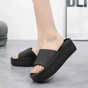 Ярки дамски чехли, Елитен марка висококачествени джапанки, Маркови дамски летни сандали Shoe Woman Summer 2023, Тенис