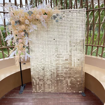 Прозрачна мрежа облегалка медово-златен на цвят, с клипс, в лентата с пайети, фон, мерцающая стена за сватбени партита